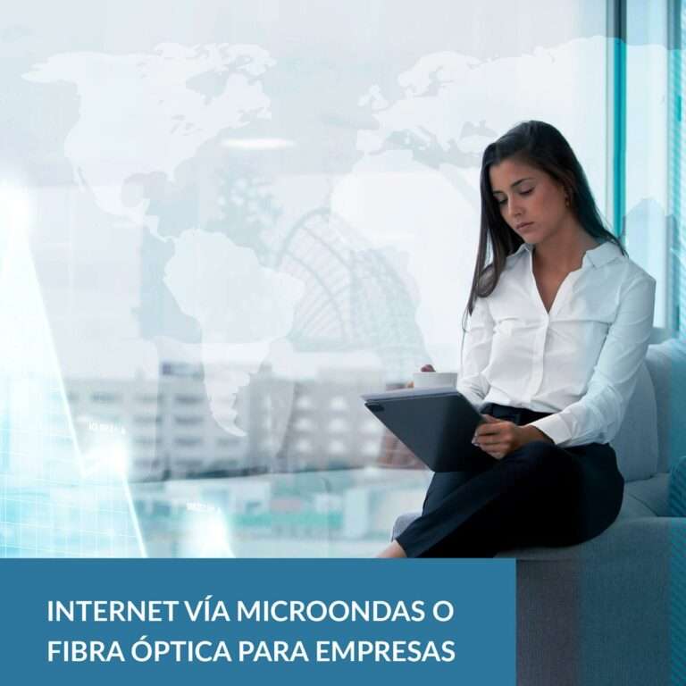 Internet aéreo vía microondas o fibra óptica